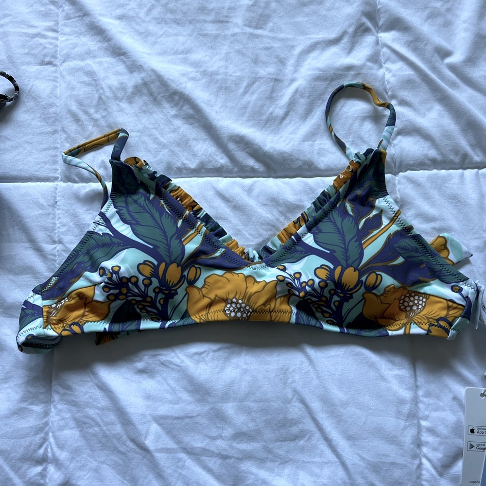 CupShe Bikini Top NWT Sz. XL